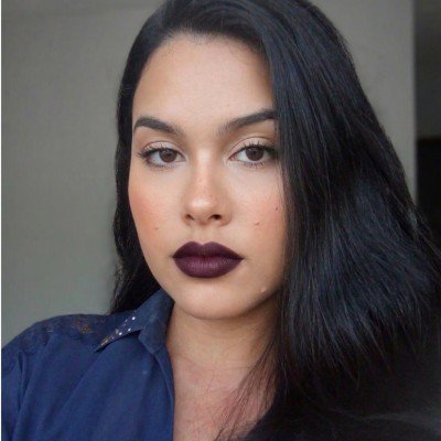 Foto de Rawemillye Alves, CEO e UI/UX Designer da Stay Off